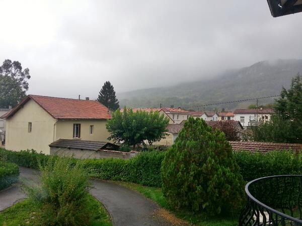 LookmyWindowsPh's tweet photo. Mmmmmmh météo sur l'Ariège???? Bah pluie pluie et pluie.#WPphoto #Samsung #AtivS #Ariège #Météo @azinat09 http://t.co/XZtxroKZmM