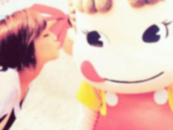 ______unoxxxxw's tweet photo. .

.

　「　悴んだ手を温める事が
　　　もう一度出来る楢
　　　始まりの時迄戻りたい　…　」

　　AAA　　/　　宇野実彩子　Nr

　　▶　気になる人お迎え　

　　▶　拡大希望　.

.
. http://t.co/iRxYW61fT6