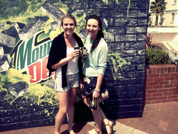 #DOTHEDEWSA <a href="/carlakiez/">Carla Bester</a>