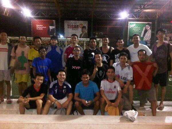 AfterSkool's tweet photo. #memories #futsal #afterskool #101010 @noveroeltoro http://t.co/70CxDRbrcF