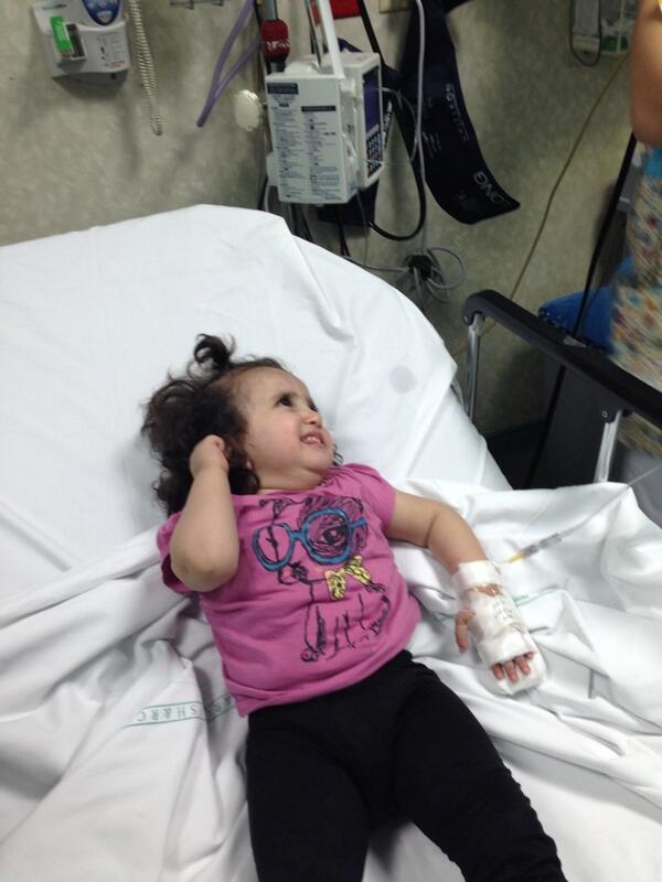 abudina1221's tweet photo. @Meer3i 
دعائكم لابنتي لانا بالشفاء 
رتويت لوسمحت http://t.co/3aFDWsyMMu