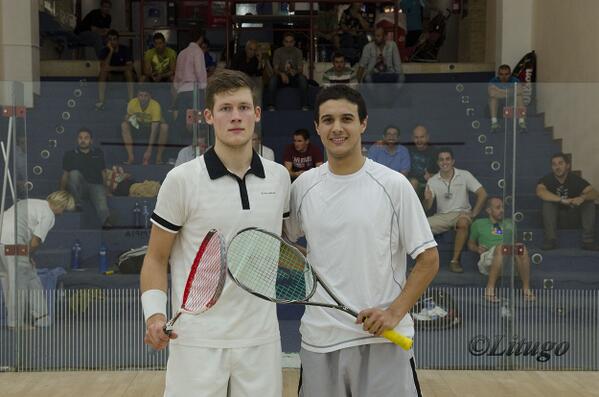 psa_valencia's tweet photo. Empiezan los 4º de final #PSAValencia 2013 @karim_ali3 vs @geodmt en @OLYMPIAVALENCIA  #PSAValencia 2013 http://t.co/Jf5NGXdfTA