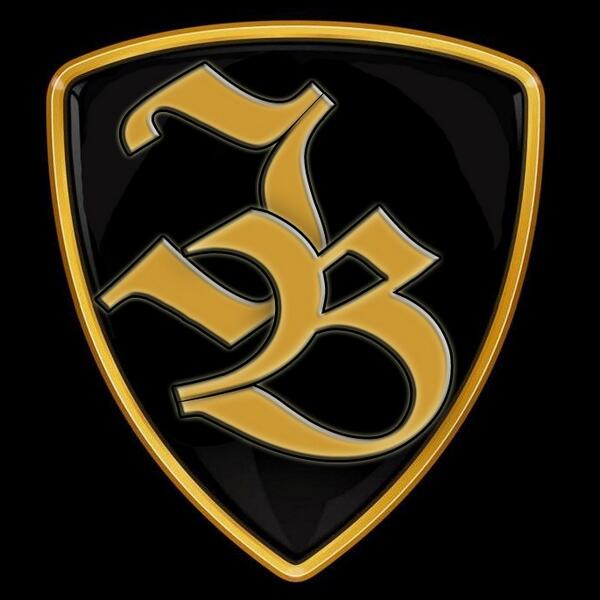 “El exito llega para todos aquellos que están ocupados buscándolo.”

Henry Thoreau