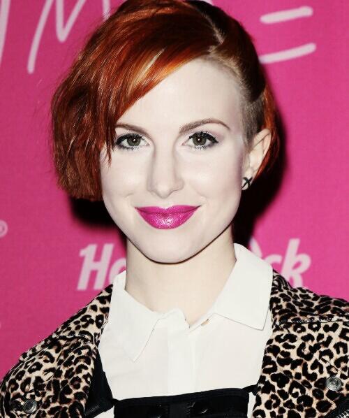 ParamoreIsRock's tweet image. Nueva foto de Hayley Williams.