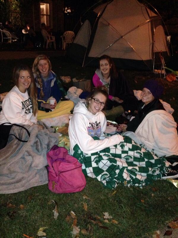 ILoveCRMC's tweet photo. Thanks for "Keeping it Classy" last night in the line for our homes; working on ideas to improve our fair process http://t.co/JERehZbprC