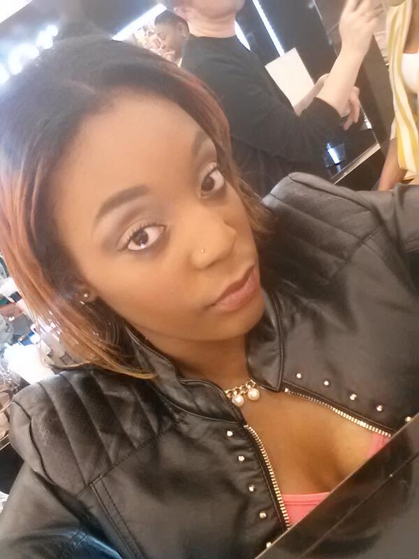 _Melshia tweet picture