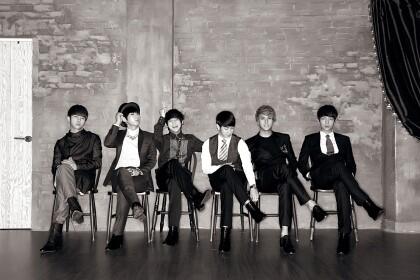 Yoondeok_b's tweet photo. RT @loveyboy_dj: 비스트 영상화보집 'The selection of BEAST' 미공개사진 보기 - 비스트 단체컷 http://t.co/cbxJ998Qoy http://t.co/tBbQIPu1IF