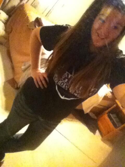 KierraQuinn's tweet photo. My girlfriend though http://t.co/a8WMPN7T5V