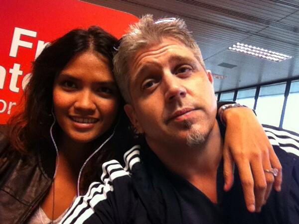 TP2BMD's tweet photo. Me and @inysunari on the way to see #JB in #Macau and the fish at the tables. http://t.co/lQSWcGQOgg