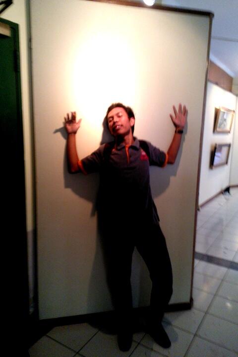 rittahriani's tweet photo. Kocak haha "@juansitumorangx: Aku rela diperkosa asal tidak hamil http://t.co/IeuE3Dn7o4"