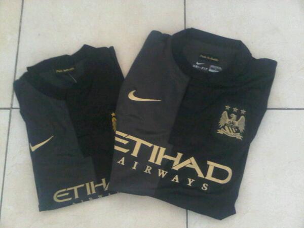sapimanyun's tweet photo. Couple size M cuma 195 http://t.co/3yAVEOEixm