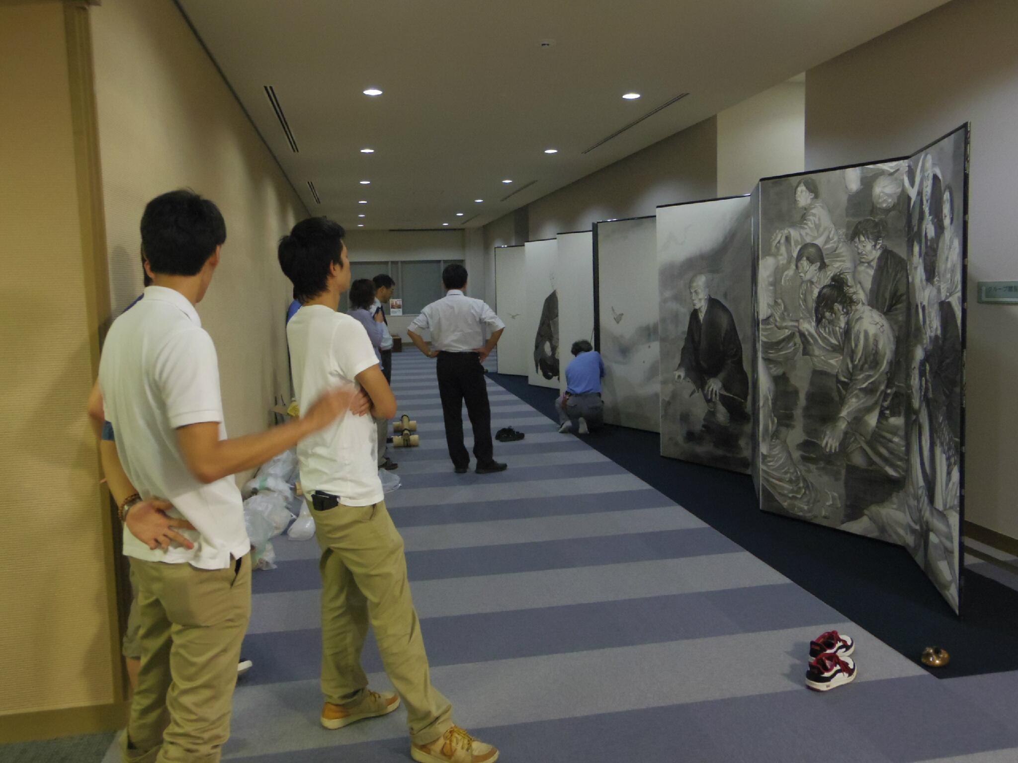 大谷大学 公式 Twitterren 井上雄彦氏作 屏風 親鸞 特別展示会 10 12 土 13 日 10 00から17 30 大谷大学響流館で マンガ家 井上雄彦氏制作の屏風 親鸞 の特別展示会を開催 詳しくはこちら Http T Co Tzaajkger0 Http T Co 0r53n96dm2 大谷大学 公式 Twitterren 井上雄彦氏作 屏風 親鸞 特別展示会 10 12 土 13 日 10 00から17 30 大谷大学響流館で マンガ家 井上雄彦氏制作の屏風 親鸞 の特別展示会を開催 詳しくはこちら Http T Co Tzaajkger0 Http T Co 0r53n96dm2
