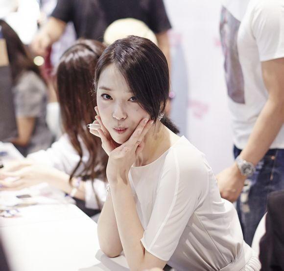 GrowlRP's tweet photo. Haii jinrawr muncul lagi bentarr:3 http://t.co/HcSPR9G5nA