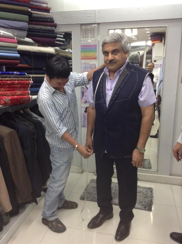 k_khai's tweet photo. indian embassy http://t.co/NCuVFZq5je