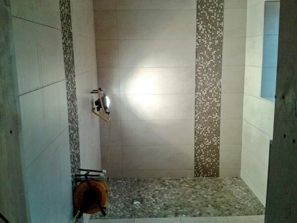 Dean the tiler tweet media