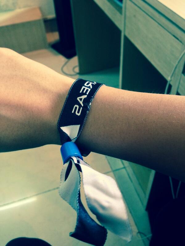 Submergemusic's tweet photo. Who's still got their bands on from last night?! Take a picture and tweet it back to us! #AAA http://t.co/jLzcg0exBV