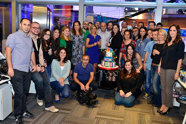 CNBC-e 13 yaşında bit.ly/1845BtN