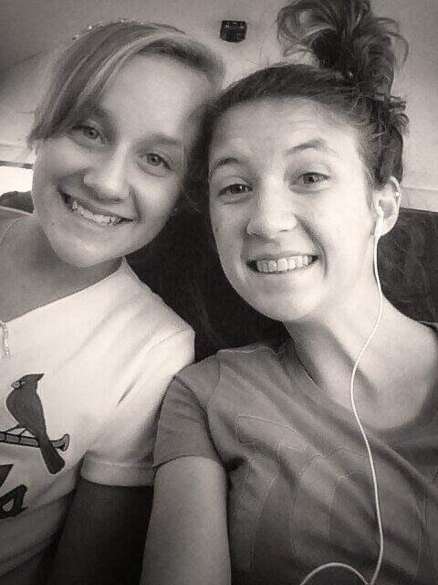 KelseyWatson96's tweet image. Reagan and I on the bus. #Yesterday #bushome