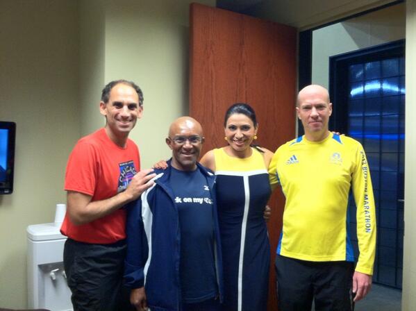 AskDrMona's tweet photo. Chicago Marathon racers pre-race tales of triumph coming up at 815am @fox32news @GoodDayChicago ! http://t.co/8Vf7tyuEdF