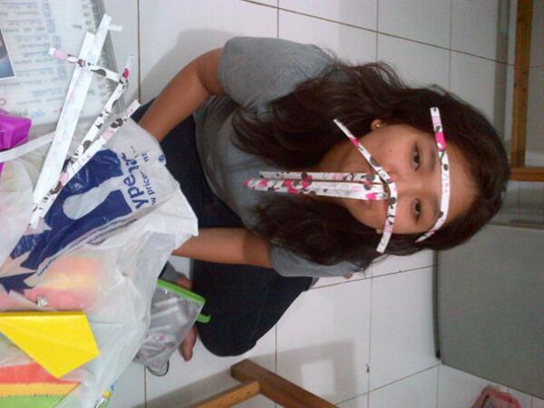 maya_lindaa's tweet photo. We are learning, we are laughing. @RencangAyeUMN #SWKel2 http://t.co/tyubH3I6eI