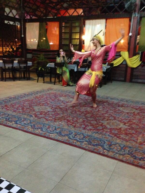 Live Belly Dancing folks !! Right now !! <a href="/ttdiTV/">ttdiTV</a> <a href="/DsaraUtamaTV/">Damansara Utama</a> <a href="/bandarutamaTV/">bandarutamaTV</a> <a href="/TropicanaTV/">TropicanaTV</a>  <a href="/HartamasTV/">HartamasTv</a>