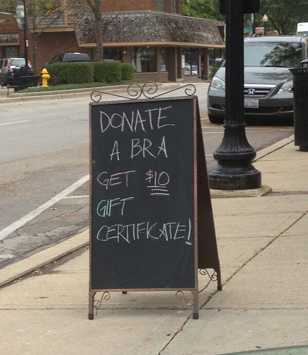 SandCatz's tweet image. GIRLS?! #WeirdSign 😳