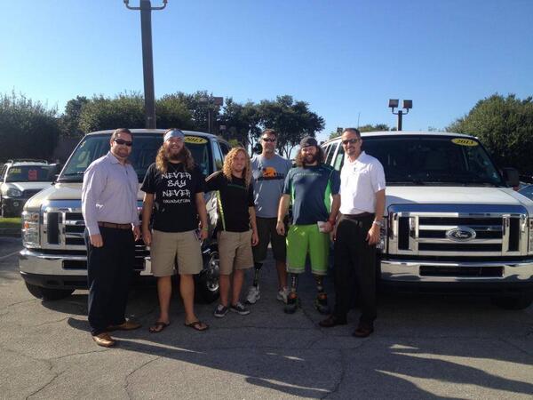 ElderFordTampa's tweet photo. The @NSN_Foundation picks up vans for the weekend from @ElderFordTampa for the 2nd Annual Pirate Camp in Clearwater! http://t.co/u2SBD5GVaP