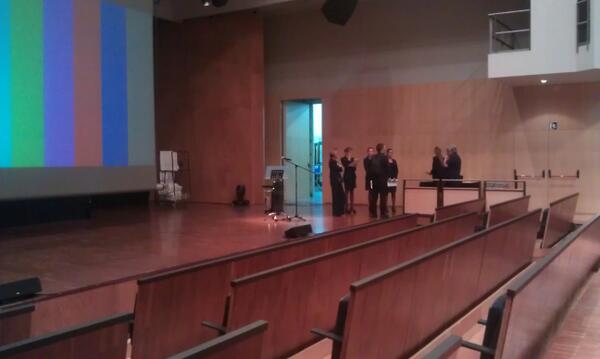 VADEVI's tweet photo. Ultimant preparatius a l'Auditori de #Vilafranca... En unes hores, desvetllem els #PremisVinari13!! http://t.co/Jk1qNp6Ivu