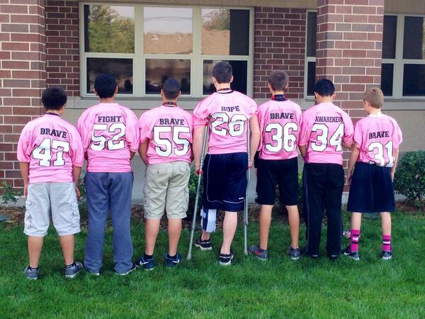 JohnMitchell46's tweet photo. #OLHMS students show their support for breast cancer awareness! http://t.co/GBveMklLaw
