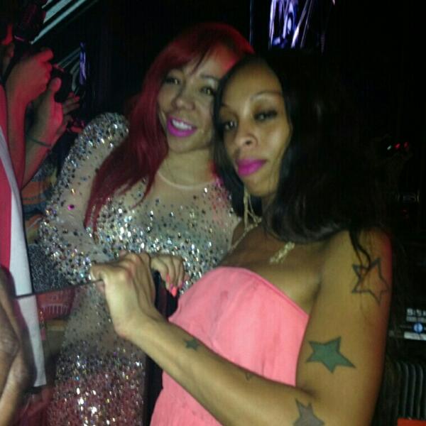 IceyDareal's tweet photo. me and tiny Chillin http://t.co/Gmk6VPYHGn
