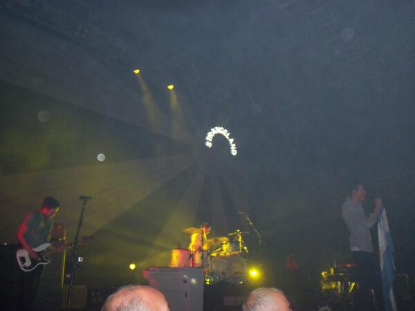 jesi_1706's tweet image. Six months of this photo! #BadPhoto #BadCamera #SecurityHeads #LunaParkArgentina @Richard_H all yellow!