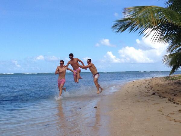 patrickrhyner's tweet photo. Now on @twitter :-) Having a great day off here in Puerto Rico. Ready for the last race! @trisalve @CelineschaereR http://t.co/TcovpPQEGv