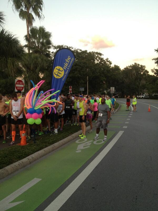 bwaller71's tweet photo. Go for glow run! Great cause! #pcba foundation kicks ass!!! http://t.co/1qOybAdeXH