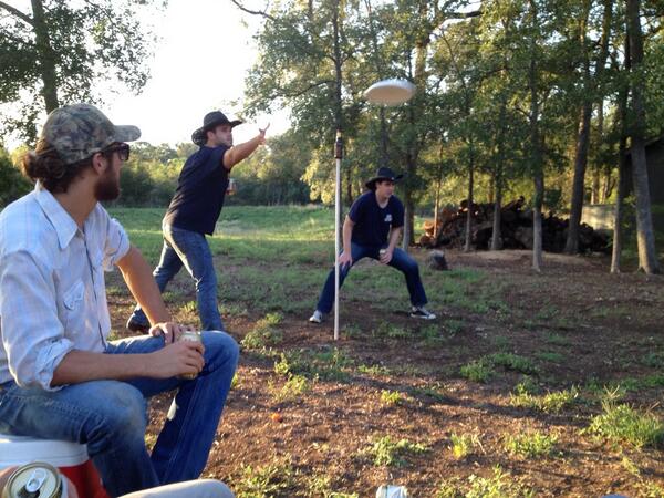 AustinTrip2013's tweet photo. Squats http://t.co/E3QUPIjQoJ
