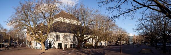 stadsherstel's tweet image. Zoek de @grachtencode zegel op dit mooie pand aan het Amstelveld! Dit weekend laatste kans #sh020 #grachtencode