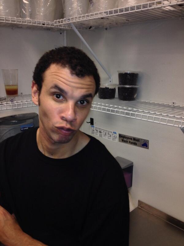 BennigansHou's tweet image. Come in and have Duck Face give you GREAT SERVICE tonight!!!!