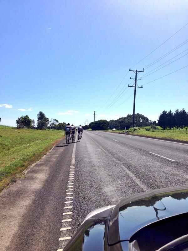 Boys sitting on 29 Kay's an hour. 7 Kay's to go. 22 mins to go. Go boys !