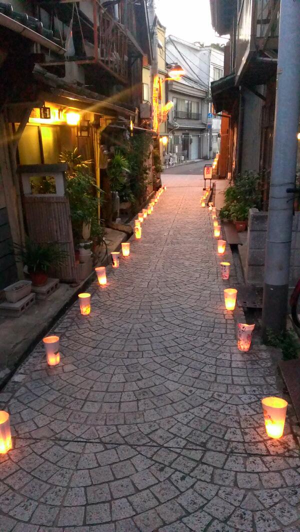 hukuniwa's tweet photo. 今日は灯まつりだそうです http://t.co/nvGwvO1NC6