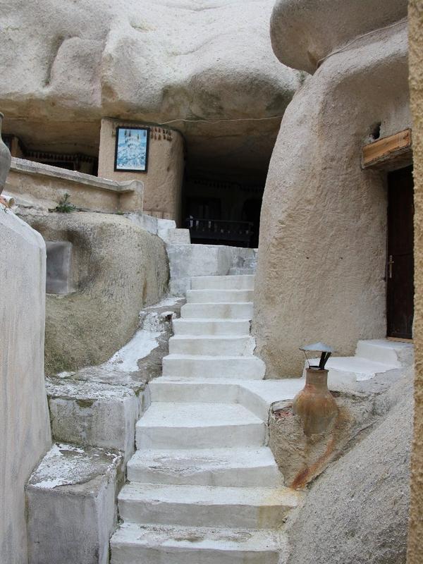 BackpackersWntd's tweet image. I love waking up in cave - Nomad Cave Hostel, Goreme, Turkey #chiefworldexplorer bit.ly/1aP5OAE
