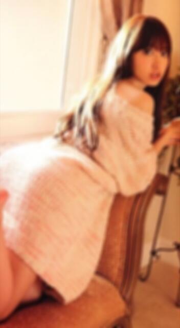 haruna______xxx's tweet photo. ‥✩

     今生まれた   。
     
     貴方の望み何でも叶える殻   、

     偽りの愛を頂戴よ   。

     私のﾅｶ覗いて診る   ？

     RT    ▷     御迎え   。 http://t.co/5SewQs3UEv