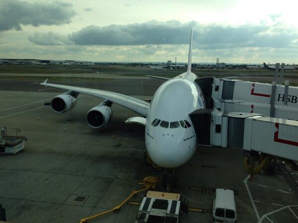 NSPNikal's tweet photo. Ready to board! Shanghai, Xian, Guilin, HK, back 4 breakfast Friday! Hang on...emirates have only sent half a plane! http://t.co/emXabQrSTn