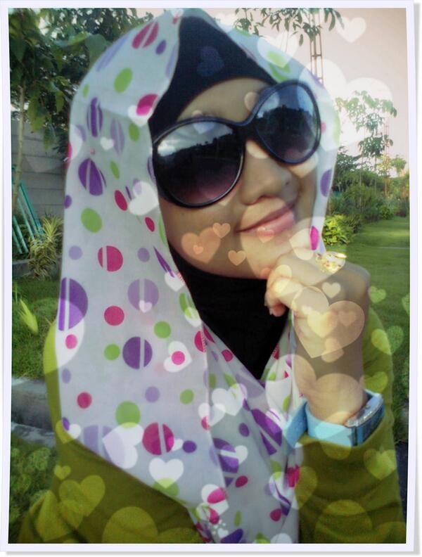 iffhaa_neng's tweet photo. areg ayuuuu.... :-p http://t.co/lxAqmzr3bW