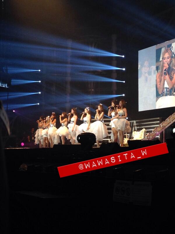 [PREVIEW] 131012 SNSD - Singapore Concert by wawasita_w cr:sonevietnams