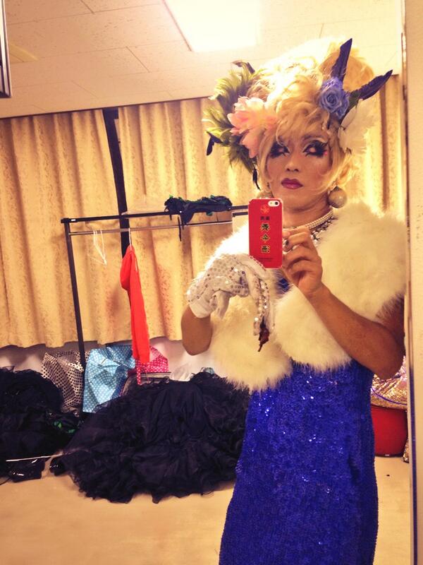 In Ga 2 27タロットナイト御礼 Ingapyong アリプロツアー 令嬢薔薇図鑑 顧客閲覧会ファイナル渋谷 アンコールの衣装は 古き良きドラァグクイーンをイメージしてみましたのよ いんぴょんの霊場巡りもこれにて満願 次はハロウィンの魔窟