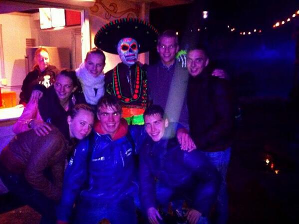 irmaschoonbeek's tweet image. toppieee!!! #gisterwalibifrightnight