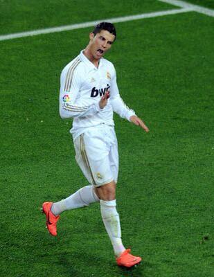Calma <a href="/Borhinder/">Borja</a> <a href="/vilavictor/">Víctor</a> <a href="/PedralbesHC/">Pedralbes HC</a>, #CR7 puede con todo!