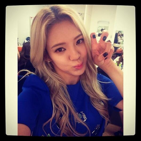 [Hyostagram] I had a wonderful time! Lol see u next time singapore  by watasiwahyo -lead