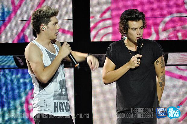 [TMH tour 2013] Photos - Page 8 BWZRX8QCIAAAsbM