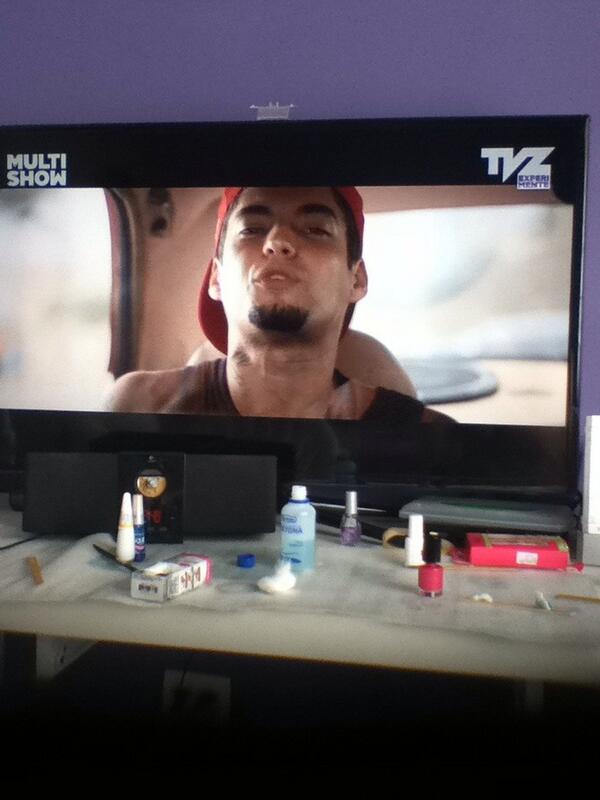 sovivaz's tweet image. CARALHOOOOO @FilipeRet @Shadow_RJ @MaoliTUDUBOM #DUTUMOBnoMultishow filter:images