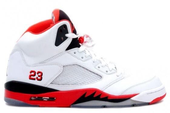 ComplexBillsify's tweet image. Just entered to Win Free Air Jordan 5 Fire Red on @Kicksonfire App. #FreeKicks